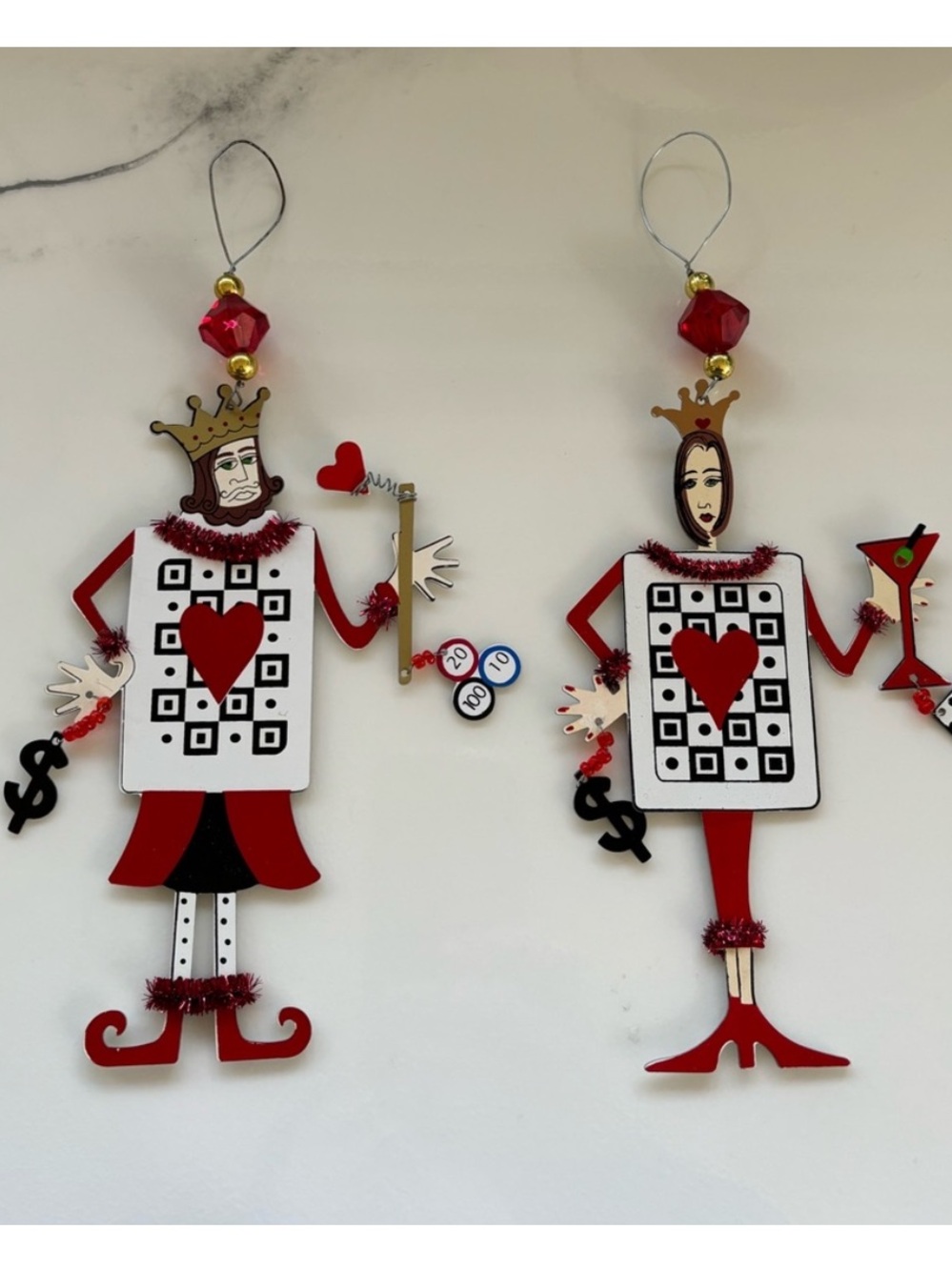 Karen Rossi Silvestri Metal Art King and Queen of Hearts Painted Hanging Decor - Picture 4 of 8